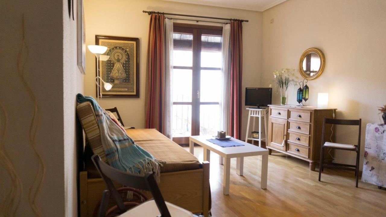 Appartamento Bonita Vivienda En El Corazon De Saragozza Esterno foto
