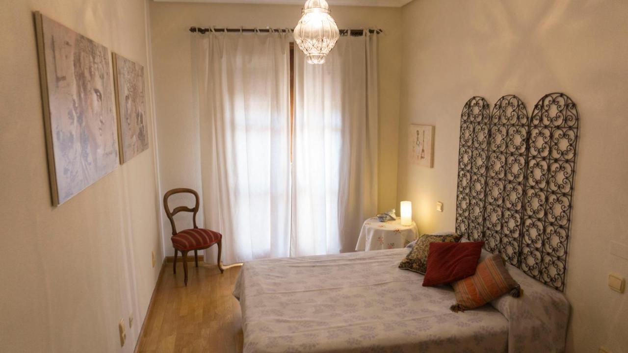 Appartamento Bonita Vivienda En El Corazon De Saragozza Esterno foto
