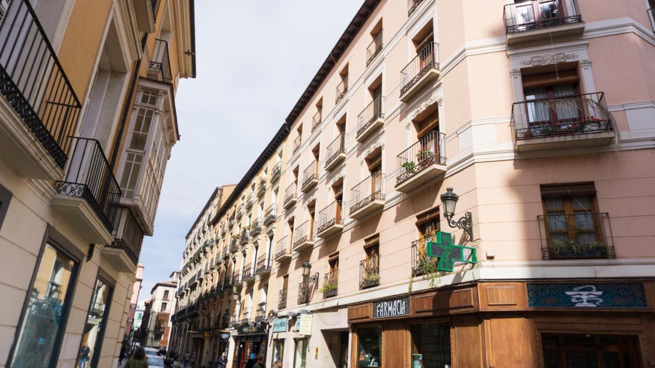 Appartamento Bonita Vivienda En El Corazon De Saragozza Esterno foto