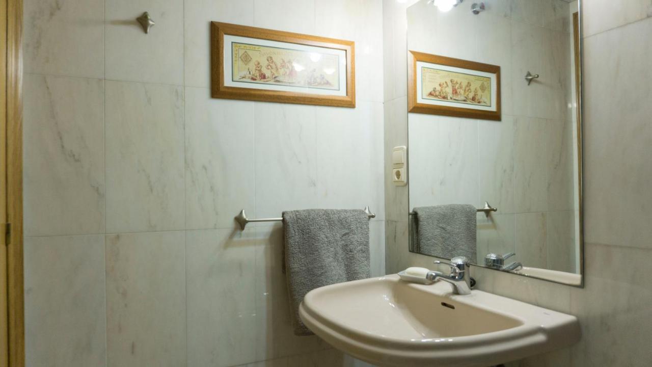 Appartamento Bonita Vivienda En El Corazon De Saragozza Esterno foto