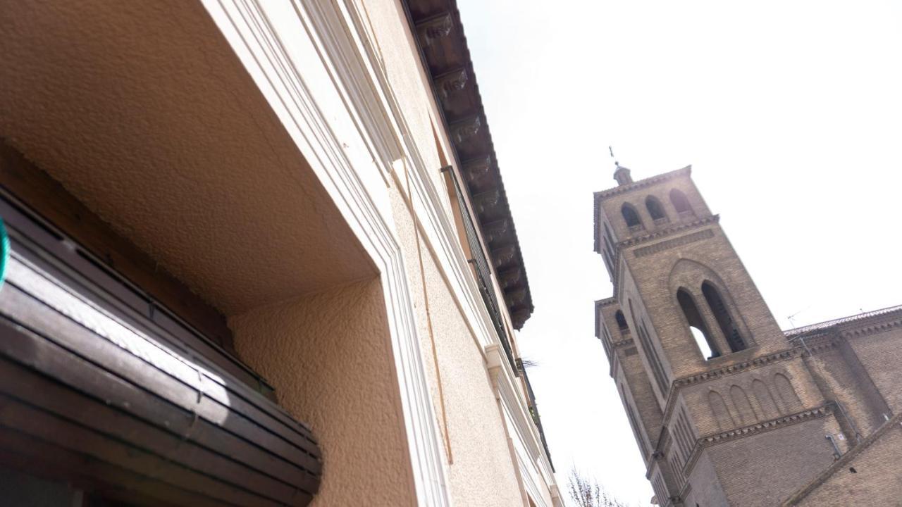 Appartamento Bonita Vivienda En El Corazon De Saragozza Esterno foto